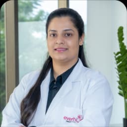 Dt. Himani Yadav